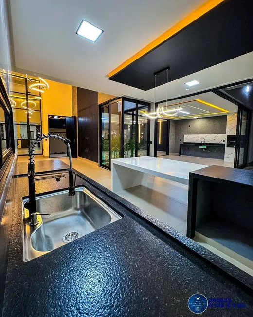 Foto 4 de Casa com 4 quartos à venda, 360m2 em Setor Três Marias, Goiania - GO