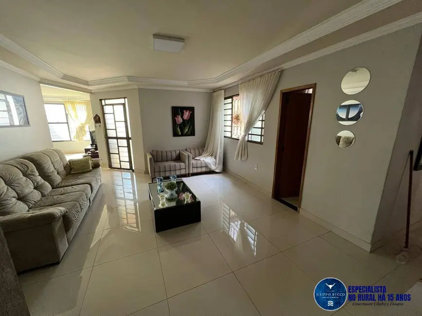 Foto 4 de Casa com 3 quartos à venda, 360m2 em Vila Rezende, Goiania - GO