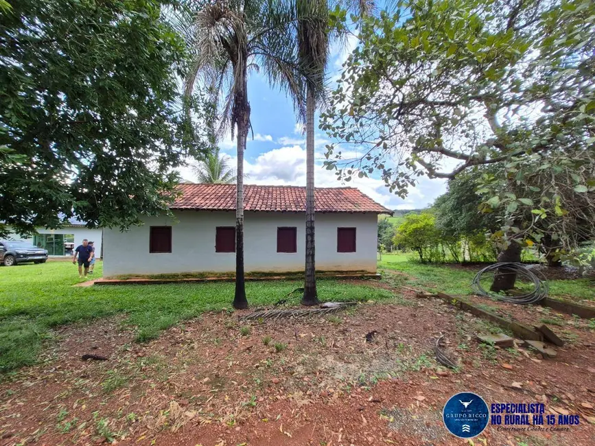 Foto 6 de Chácara com 5 quartos à venda em Hidrolandia - GO