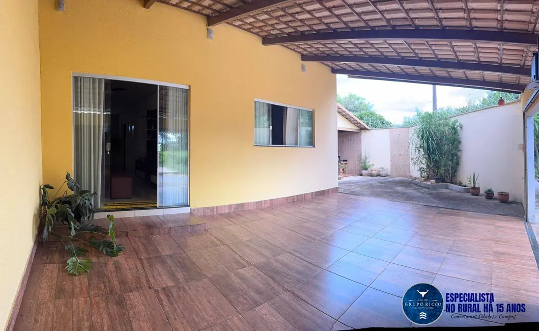 Foto 1 de Casa com 3 quartos à venda, 225m2 em Parque das Flores, Goiania - GO
