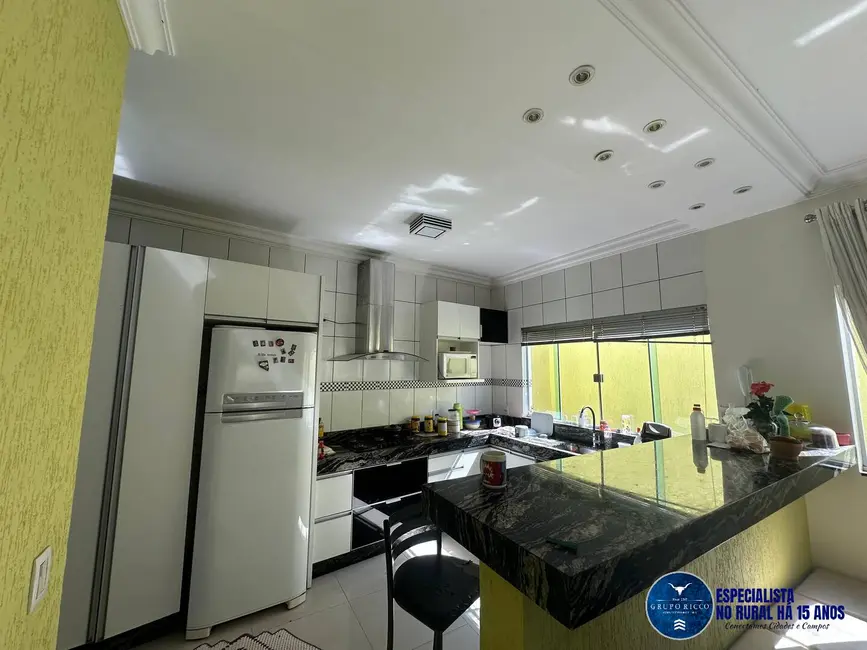 Foto 3 de Casa com 4 quartos à venda, 300m2 em Cardoso, Aparecida De Goiania - GO