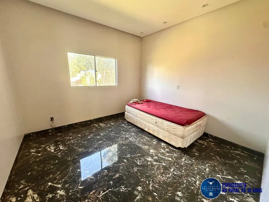 Foto 3 de Chácara com 4 quartos à venda, 5000m2 em Goiania - GO