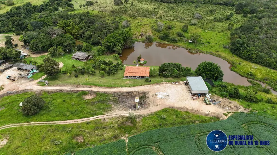 Foto 2 de Fazenda / Haras à venda, 73m2 em Abadiania - GO