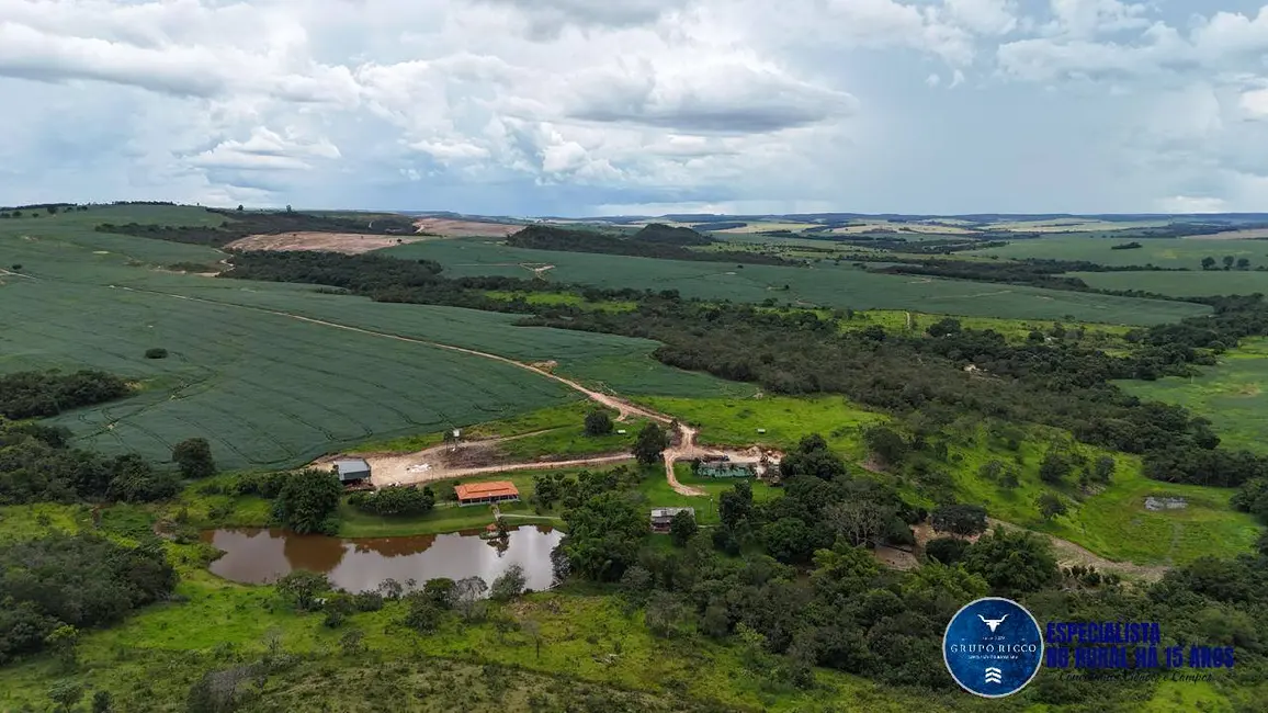 Foto 1 de Fazenda / Haras à venda, 73m2 em Abadiania - GO