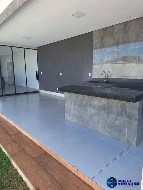 Foto 2 de Casa com 3 quartos à venda, 420m2 em Vila Mariana, Aparecida De Goiania - GO