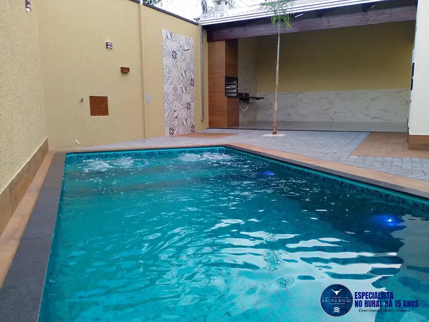 Foto 2 de Casa com 3 quartos à venda, 215m2 em Residencial Brisas da Mata, Goiania - GO