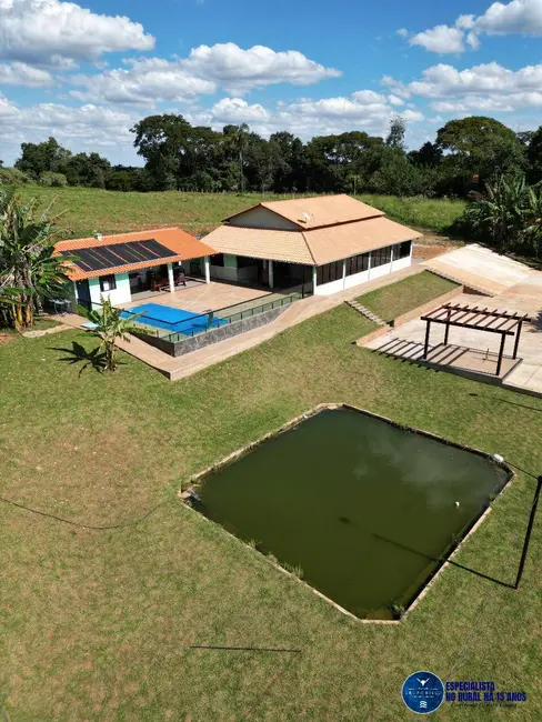 Foto 1 de Chácara com 4 quartos à venda, 12000m2 em Setor Central, Goianapolis - GO