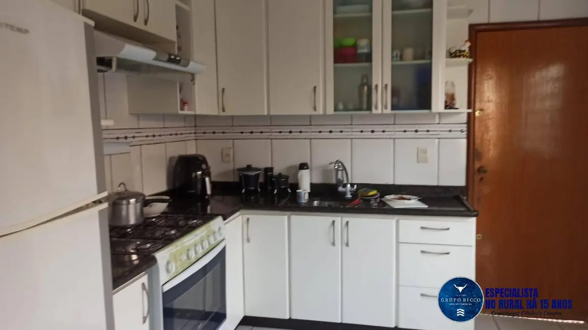 Foto 3 de Casa com 3 quartos à venda, 379m2 em Setor Jaó, Goiania - GO