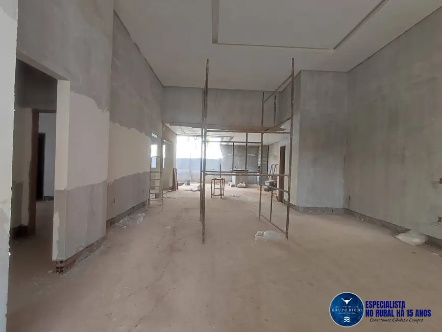 Foto 2 de Casa com 3 quartos à venda, 300m2 em Setor Três Marias, Goiania - GO