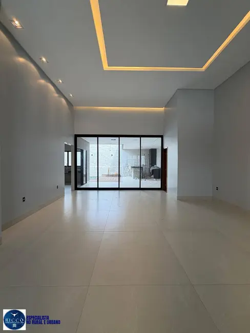 Foto 4 de Casa com 3 quartos à venda, 300m2 em Setor Três Marias, Goiania - GO