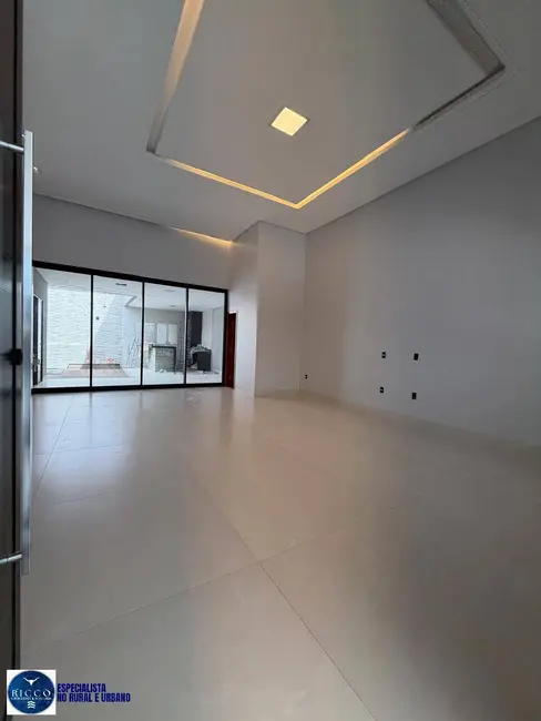 Foto 3 de Casa com 3 quartos à venda, 300m2 em Setor Três Marias, Goiania - GO