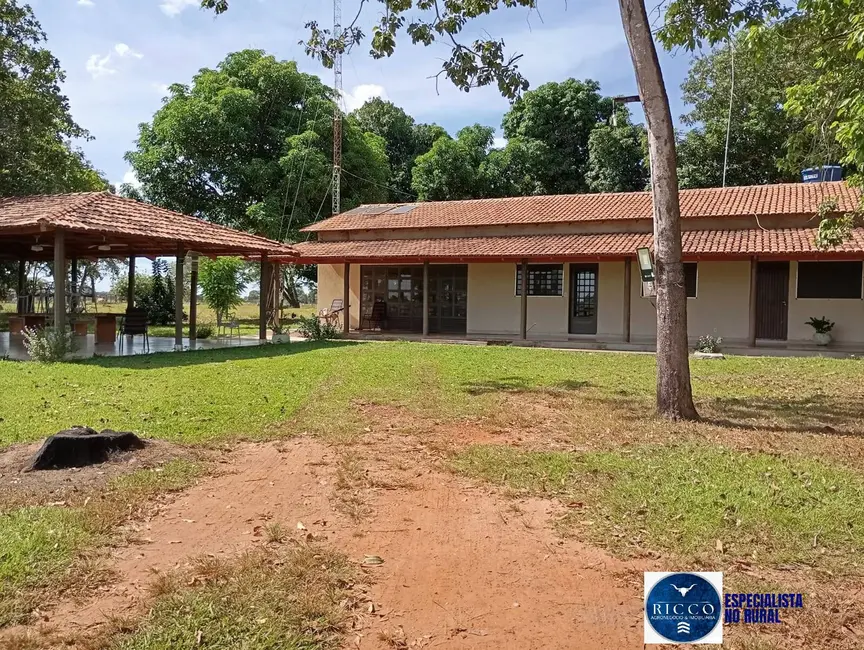 Foto 5 de Fazenda / Haras à venda, 1616m2 em Araguaiana - MT