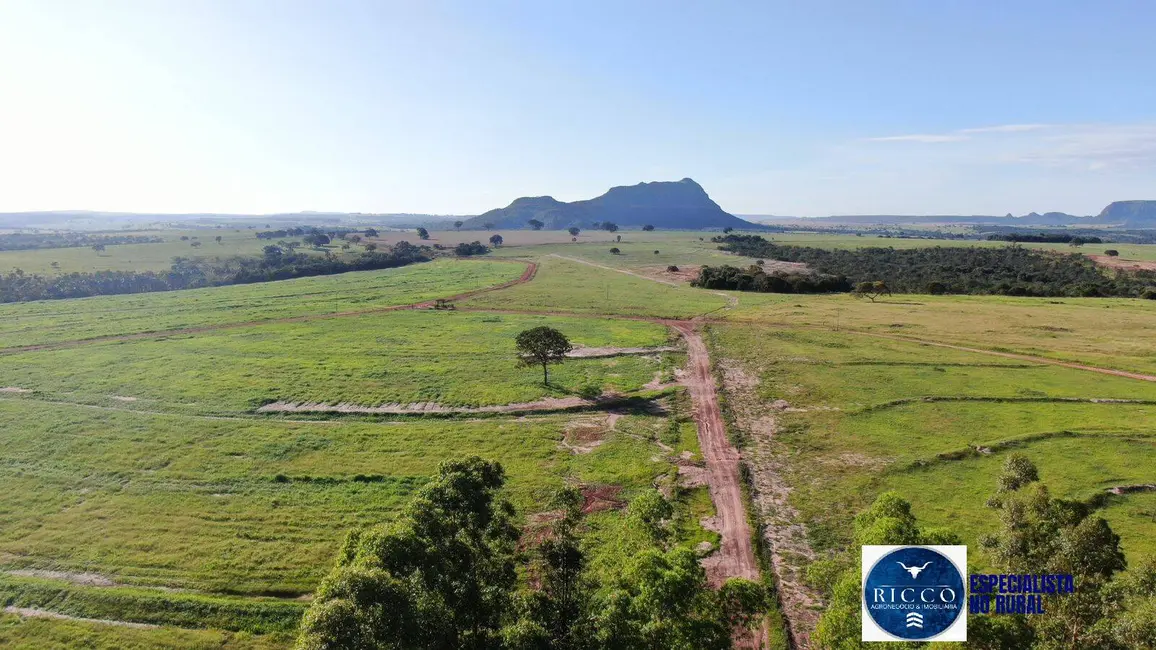 Foto 2 de Fazenda / Haras à venda, 125m2 em Parauna - GO