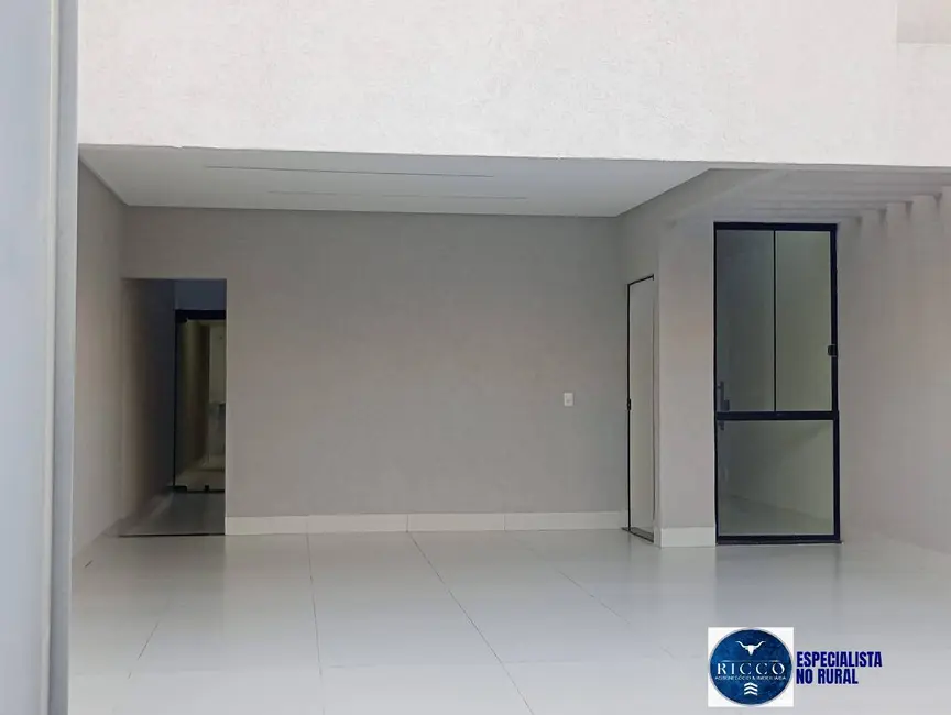 Foto 1 de Casa com 3 quartos à venda, 180m2 em Moinho dos Ventos, Goiania - GO