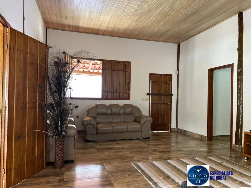 Foto 8 de Chácara com 3 quartos à venda, 6000m2 em Hidrolandia - GO
