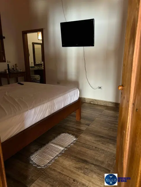 Foto 9 de Chácara com 3 quartos à venda, 6000m2 em Hidrolandia - GO