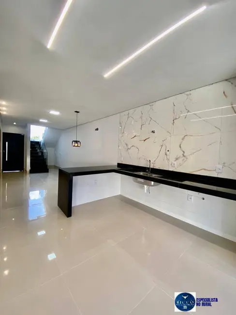 Foto 7 de Sobrado com 4 quartos à venda, 217m2 em Jardim Helvécia, Aparecida De Goiania - GO