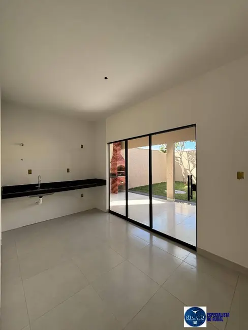 Foto 4 de Casa com 2 quartos à venda, 180m2 em Parque Ibirapuera, Aparecida De Goiania - GO