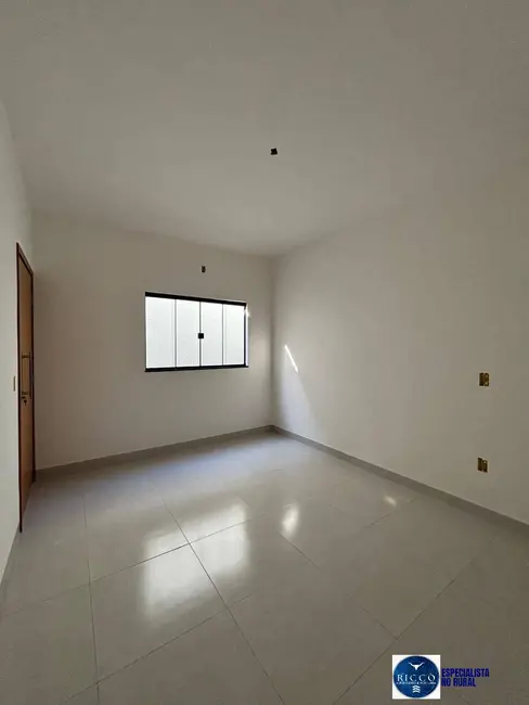 Foto 4 de Casa com 3 quartos à venda, 180m2 em Parque Ibirapuera, Aparecida De Goiania - GO