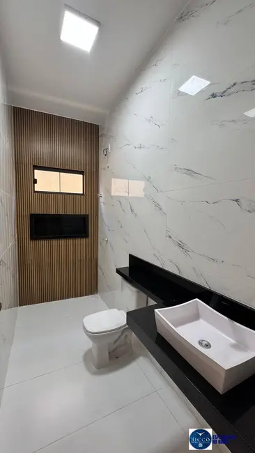 Foto 6 de Casa com 3 quartos à venda, 300m2 em Vila Finsocial, Goiania - GO