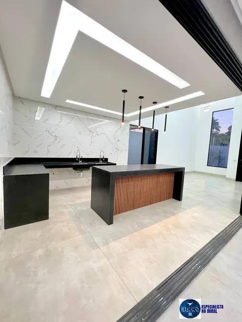 Foto 2 de Casa com 3 quartos à venda, 445m2 em Parque Anhanguera, Goiania - GO