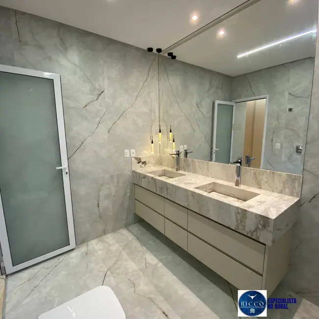 Casa de Condomínio com 4 quartos à venda, 525m2 em Goiania - GO - imagem 9 Foto 9 de Casa de Condomínio com 4 quartos à venda, 525m2 em Goiania - GO