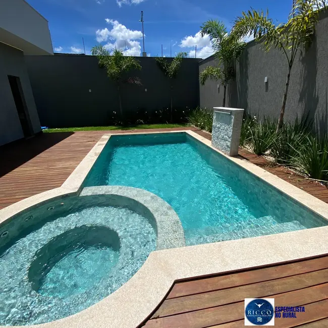 Casa de Condomínio com 4 quartos à venda, 525m2 em Goiania - GO - imagem 2 Foto 2 de Casa de Condomínio com 4 quartos à venda, 525m2 em Goiania - GO