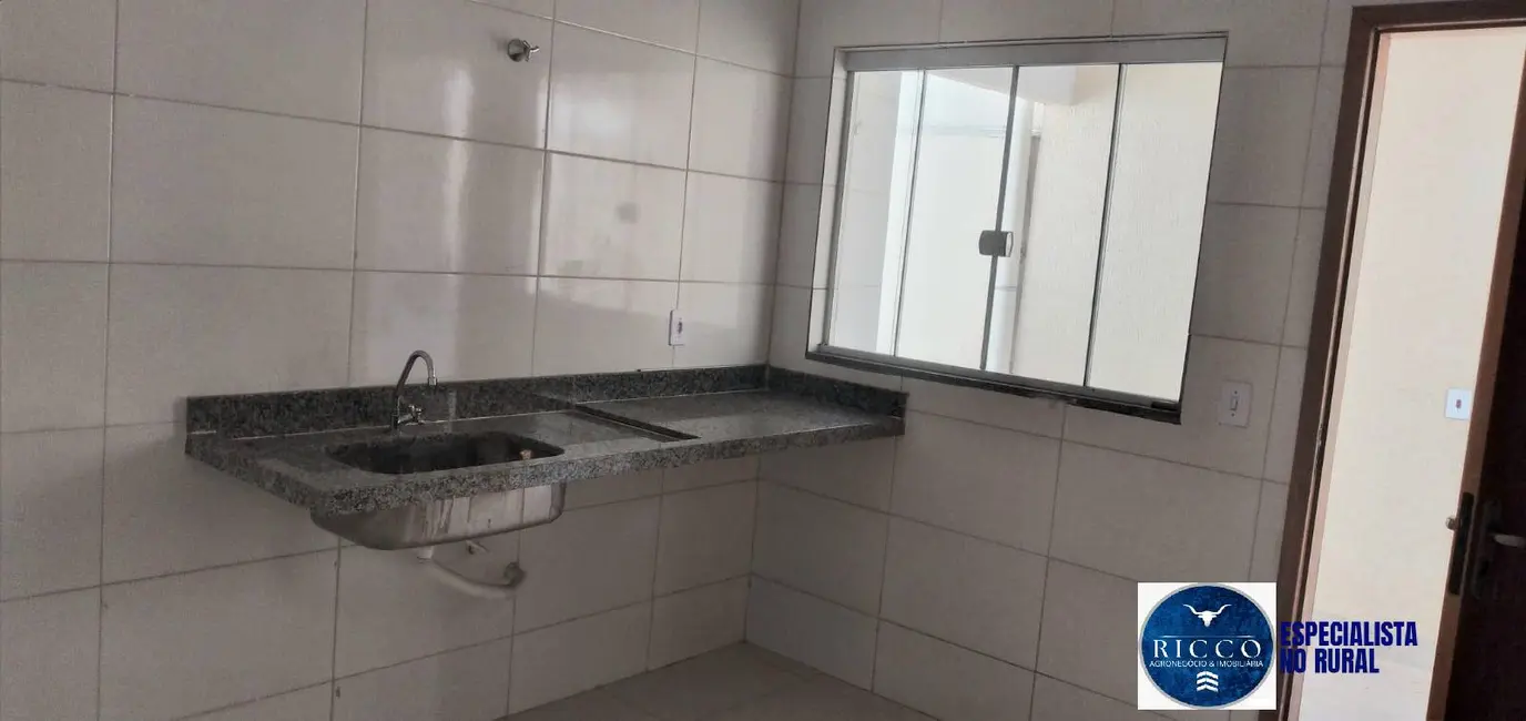 Foto 3 de Casa com 3 quartos à venda, 180m2 em Papillon Park - Complemento, Aparecida De Goiania - GO