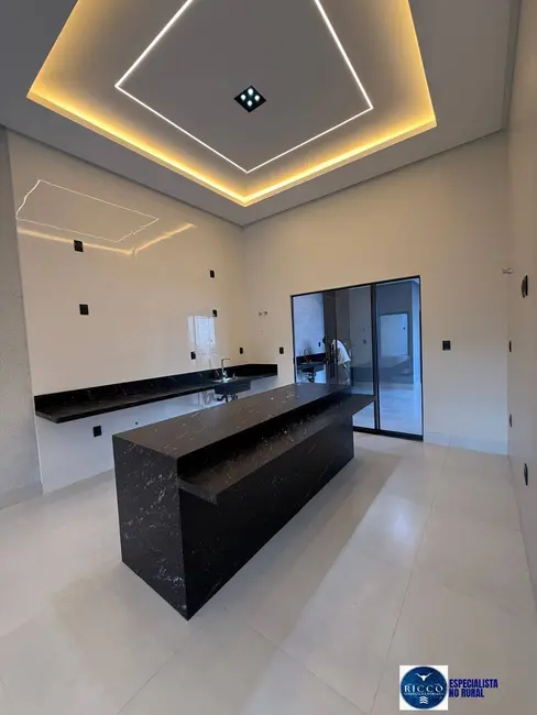 Casa com 3 quartos à venda, 250m2 em Residencial Solar Bougainville, Goiania - GO - imagem 4 Foto 4 de Casa com 3 quartos à venda, 250m2 em Residencial Solar Bougainville, Goiania - GO