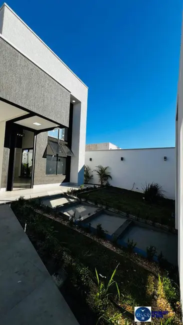 Foto 2 de Casa com 4 quartos à venda, 400m2 em Jardim Presidente, Goiania - GO