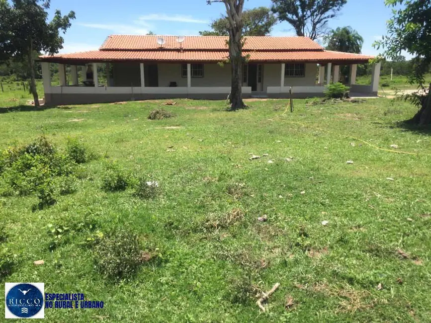 Foto 3 de Fazenda / Haras com 4 quartos à venda, 100m2 em Sao Miguel Do Araguaia - GO
