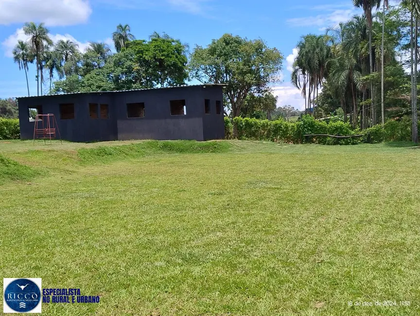Foto 1 de Terreno / Lote à venda, 2000m2 em Abadia De Goias - GO