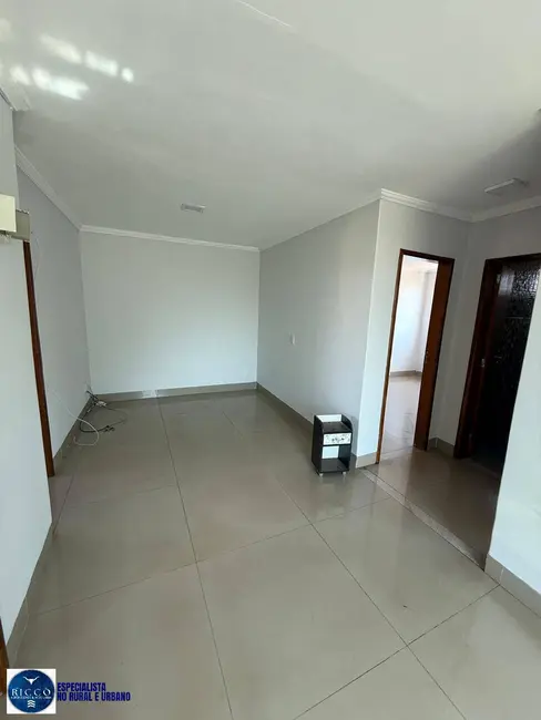Foto 3 de Casa com 5 quartos à venda, 220m2 em Residencial São Marcos, Goiania - GO
