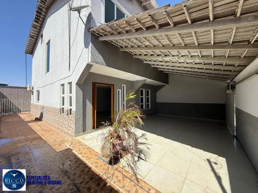 Foto 1 de Casa com 5 quartos à venda, 220m2 em Residencial São Marcos, Goiania - GO