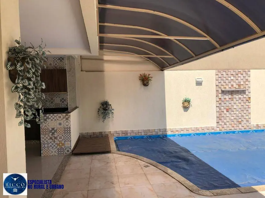 Casa de Condomínio com 4 quartos à venda, 538m2 em Goiania - GO - imagem 3 Foto 3 de Casa de Condomínio com 4 quartos à venda, 538m2 em Goiania - GO