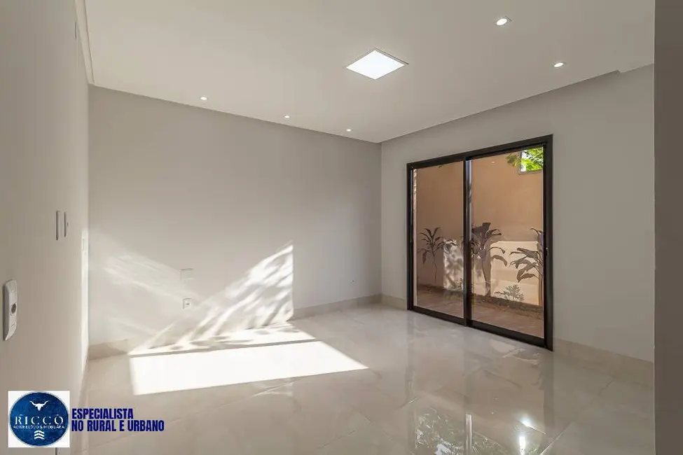 Casa de Condomínio com 4 quartos à venda, 399m2 em Residencial Goiânia Golfe Clube, Goiania - GO - imagem 8 Foto 8 de Casa de Condomínio com 4 quartos à venda, 399m2 em Residencial Goiânia Golfe Clube, Goiania - GO