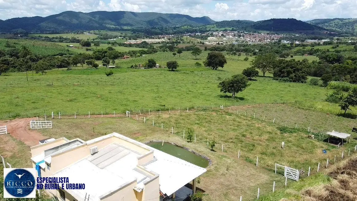 Foto 3 de Chácara com 3 quartos à venda, 3000m2 em Taquaral De Goias - GO
