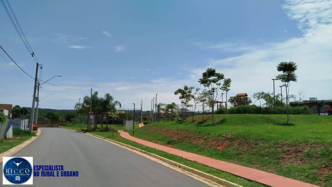Foto 4 de Lote de Condomínio à venda, 323m2 em Senador Canedo - GO