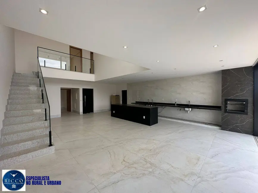 Foto 7 de Sobrado com 4 quartos à venda, 375m2 em Jardins Nápoles, Senador Canedo - GO