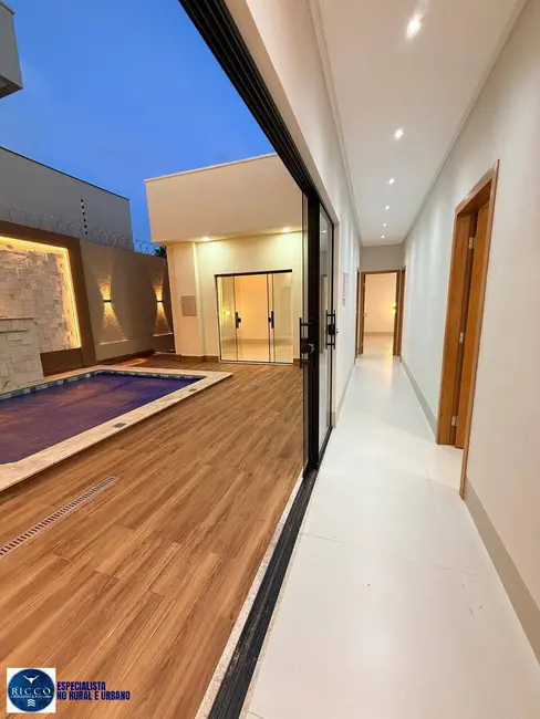 Foto 2 de Casa com 4 quartos à venda, 385m2 em Ilda, Aparecida De Goiania - GO