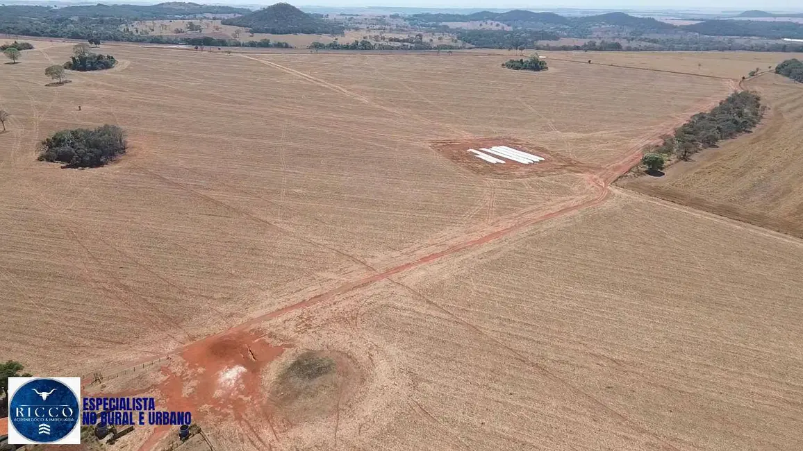 Foto 7 de Fazenda / Haras com 7 quartos à venda, 75m2 em Piracanjuba - GO