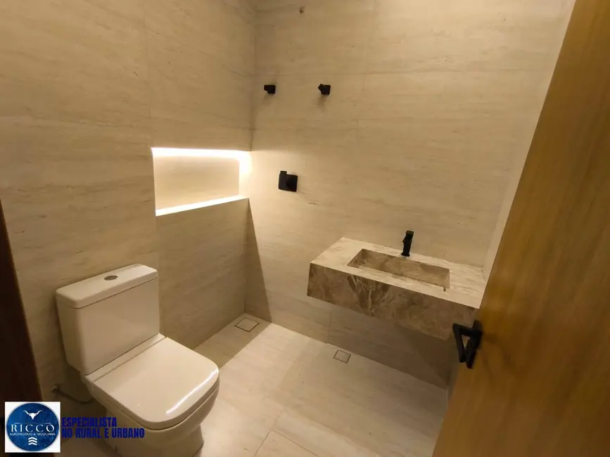 Foto 9 de Casa com 3 quartos à venda, 227m2 em Setor Três Marias, Goiania - GO