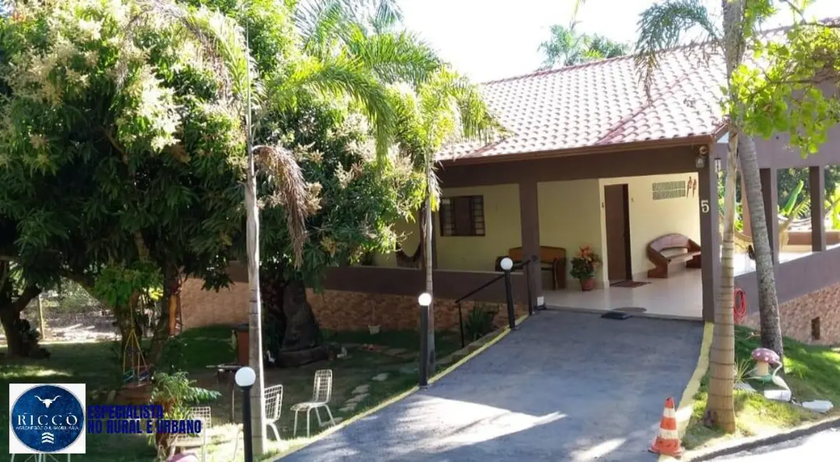 Foto 4 de Chácara com 3 quartos à venda, 4000m2 em Abadia De Goias - GO