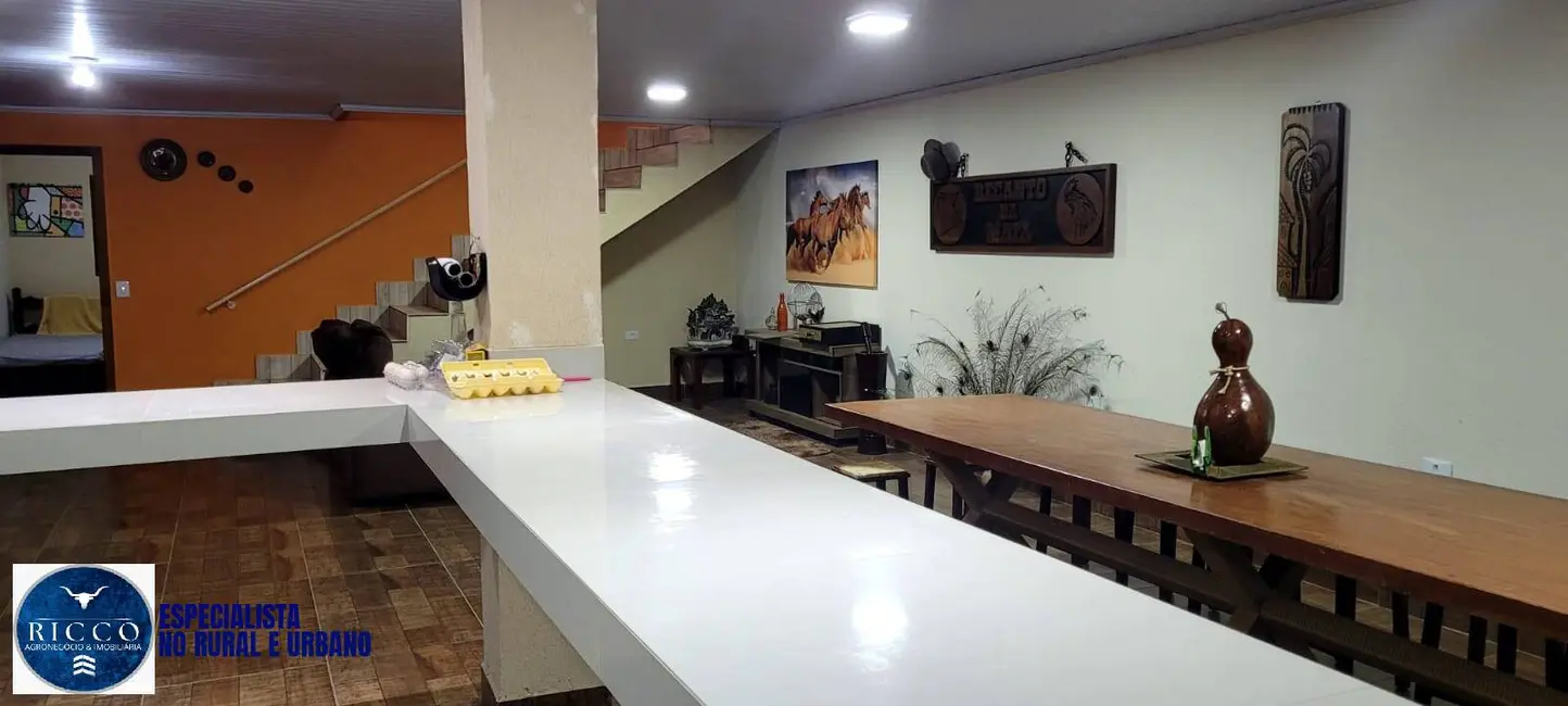 Foto 6 de Chácara com 3 quartos à venda, 4000m2 em Abadia De Goias - GO