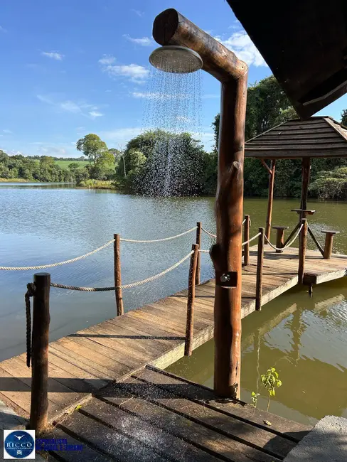 Foto 2 de Chácara com 3 quartos à venda, 4000m2 em Leopoldo De Bulhoes - GO