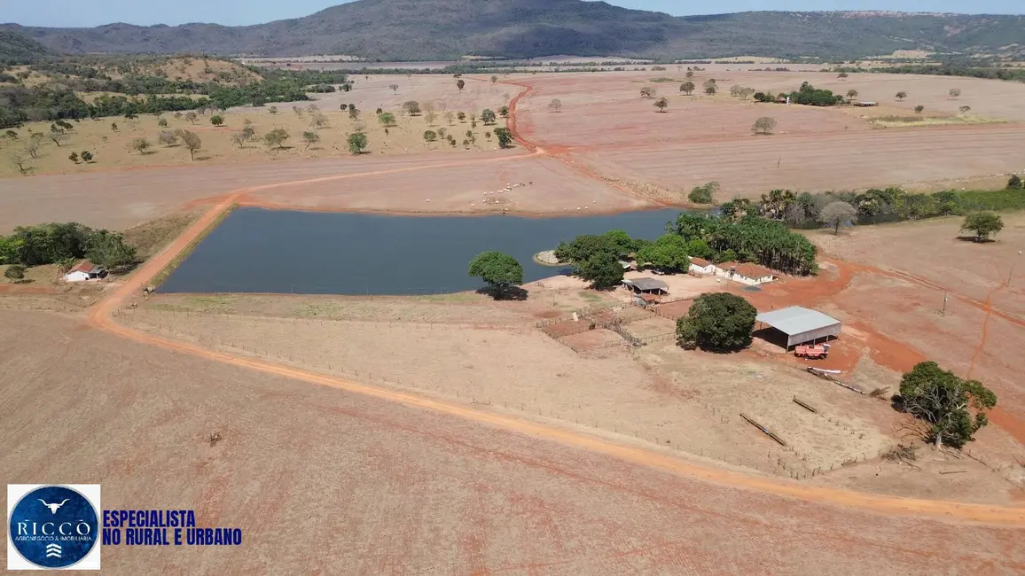 Foto 1 de Fazenda / Haras com 3 quartos à venda, 83m2 em Montes Claros De Goias - GO