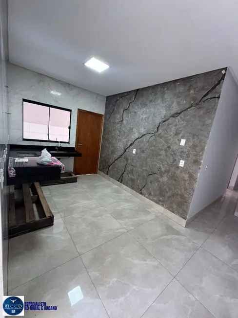 Foto 2 de Casa com 3 quartos à venda, 180m2 em Jardim Canadá, Aparecida De Goiania - GO