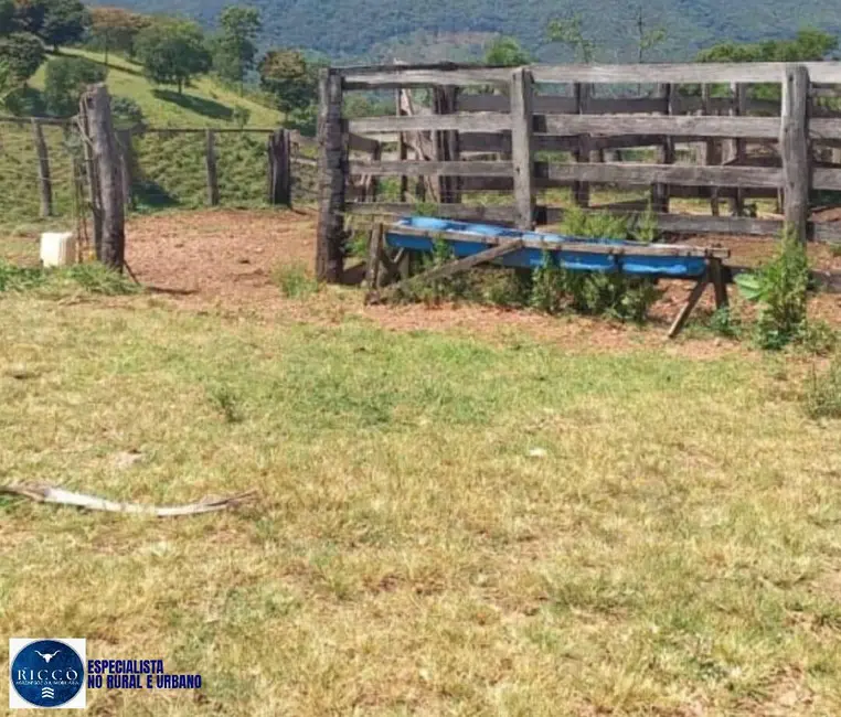 Foto 5 de Fazenda / Haras com 5 quartos à venda, 35m2 em Bom Jardim De Goias - GO