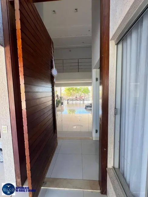 Casa de Condomínio com 4 quartos à venda, 549m2 em Alphaville Flamboyant Residencial Araguaia, Goiania - GO - imagem 5 Foto 5 de Casa de Condomínio com 4 quartos à venda, 549m2 em Alphaville Flamboyant Residencial Araguaia, Goiania - GO