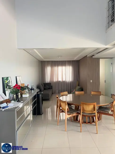 Casa de Condomínio com 4 quartos à venda, 549m2 em Alphaville Flamboyant Residencial Araguaia, Goiania - GO - imagem 4 Foto 4 de Casa de Condomínio com 4 quartos à venda, 549m2 em Alphaville Flamboyant Residencial Araguaia, Goiania - GO